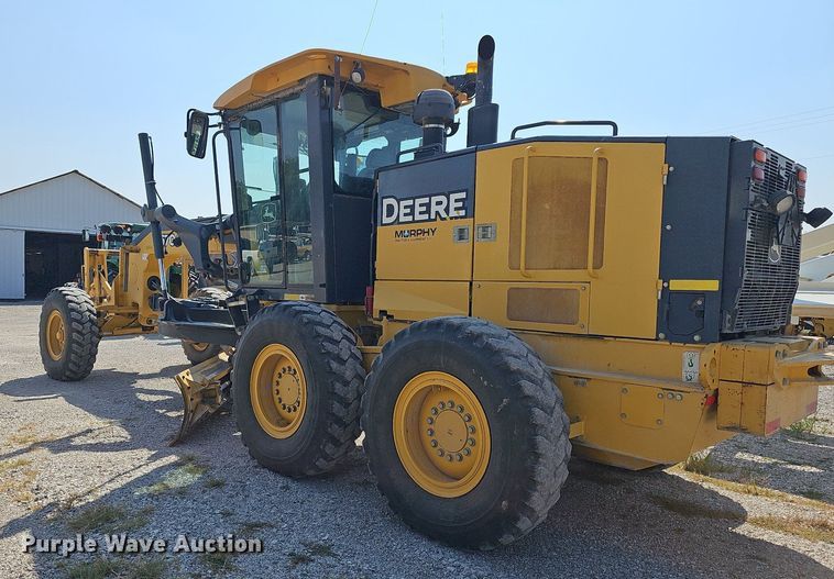 image for item DN8719 2010 John Deere 670G  motor grader