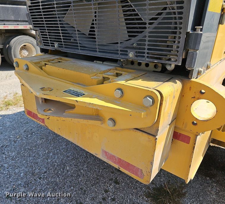 image for item DN8719 2010 John Deere 670G  motor grader