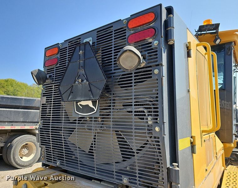 image for item DN8719 2010 John Deere 670G  motor grader