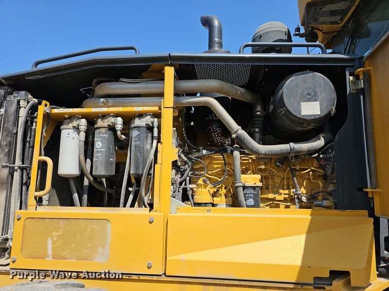 image for item DN8719 2010 John Deere 670G  motor grader