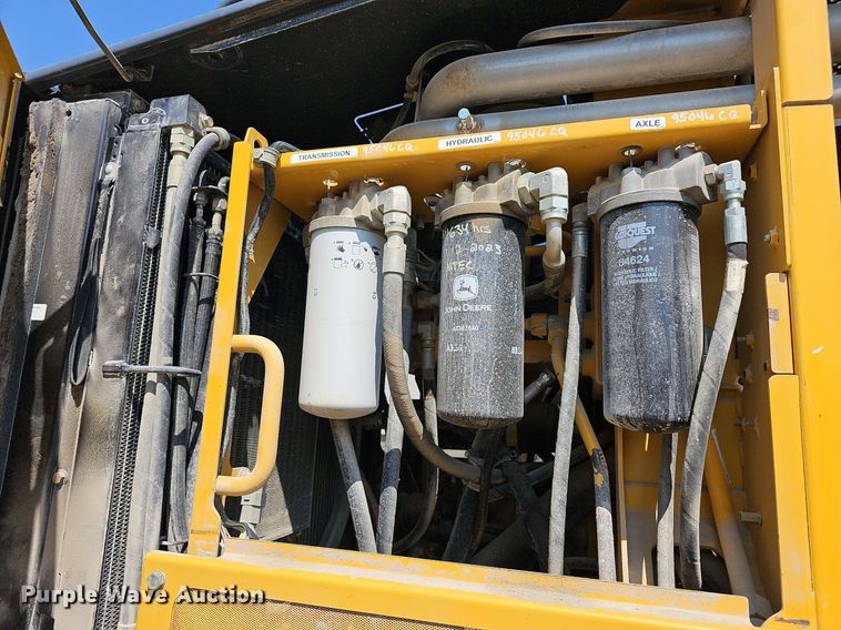 image for item DN8719 2010 John Deere 670G  motor grader