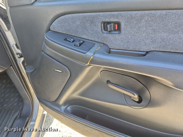 image for item DN8728 2003 Chevrolet Silverado 1500  Ext. Cab pickup truck