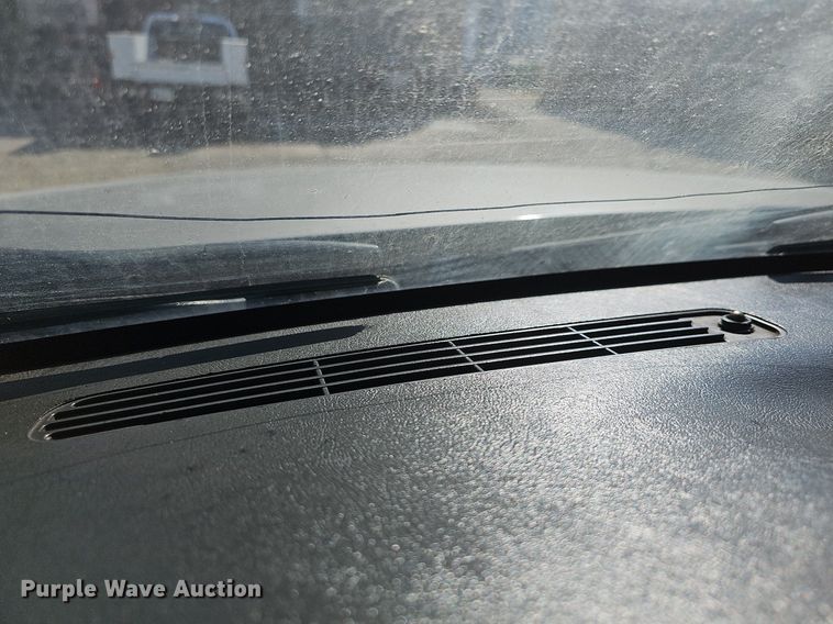 image for item DN8728 2003 Chevrolet Silverado 1500  Ext. Cab pickup truck