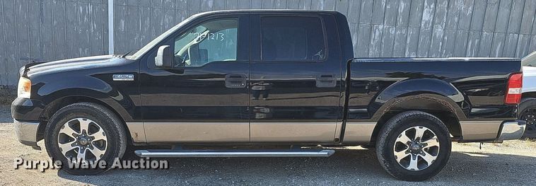 image for item DN8730 2005 Ford F150  SuperCrew pickup truck
