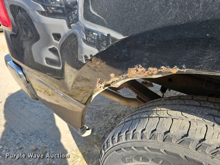 image for item DN8730 2005 Ford F150  SuperCrew pickup truck