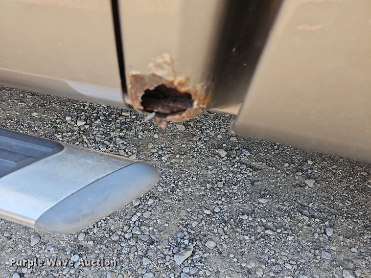 image for item DN8730 2005 Ford F150  SuperCrew pickup truck