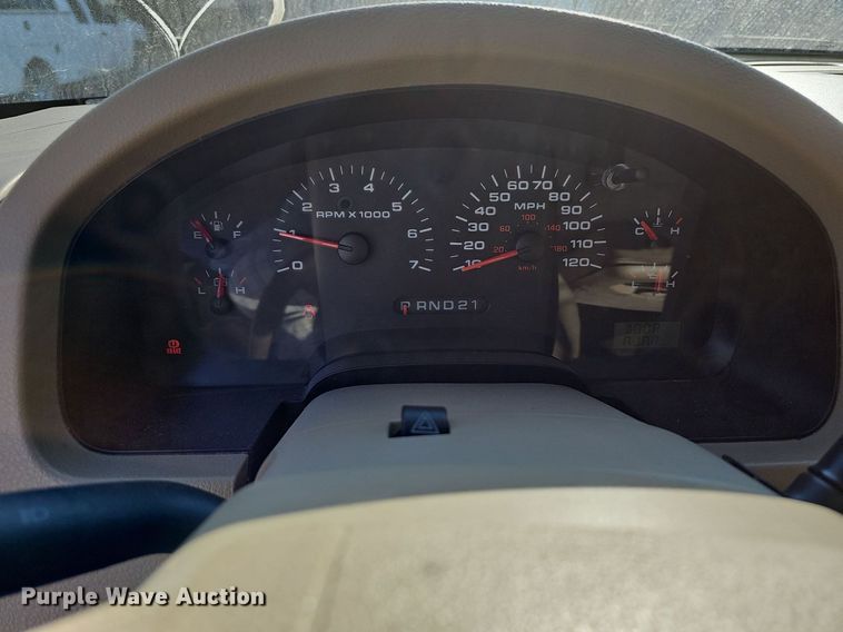 image for item DN8730 2005 Ford F150  SuperCrew pickup truck