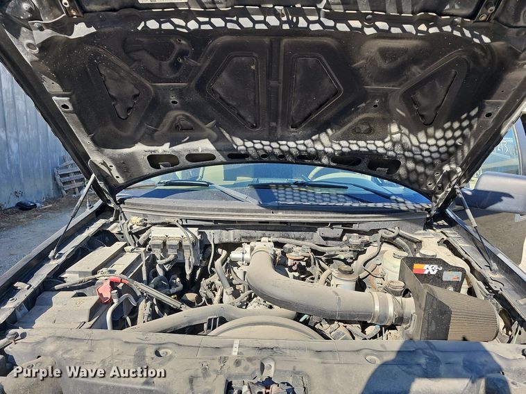 image for item DN8730 2005 Ford F150  SuperCrew pickup truck