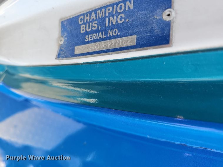 image for item DN8746 2015 Ford Champion E450 Super Duty  shuttle bus