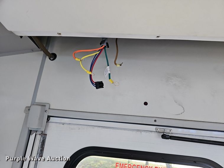 image for item DN8746 2015 Ford Champion E450 Super Duty  shuttle bus