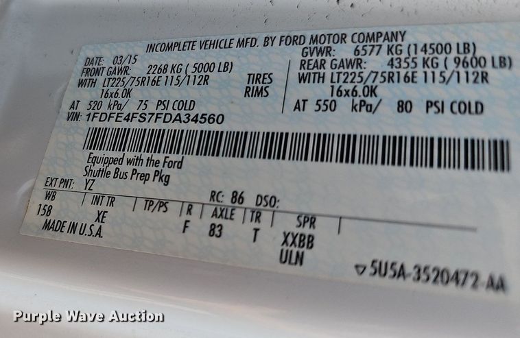 image for item DN8746 2015 Ford Champion E450 Super Duty  shuttle bus