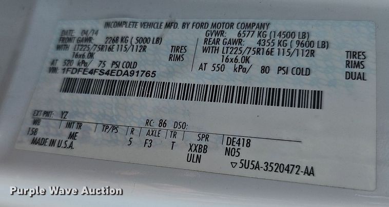 image for item DN8747 2014 Ford E450 Super Duty  shuttle bus