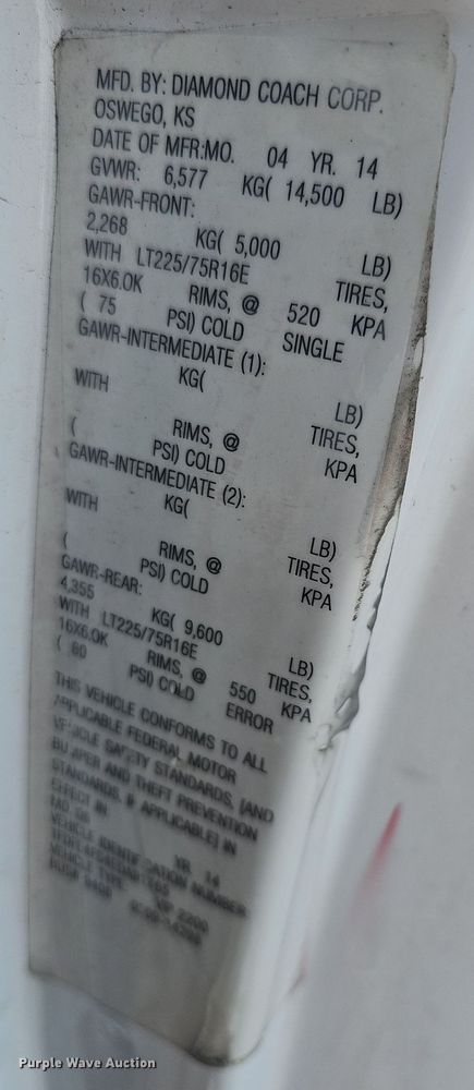 image for item DN8747 2014 Ford E450 Super Duty  shuttle bus