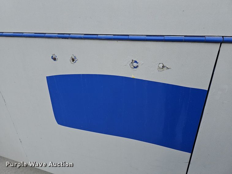 image for item DN8749 2007 Gillig  shuttle bus