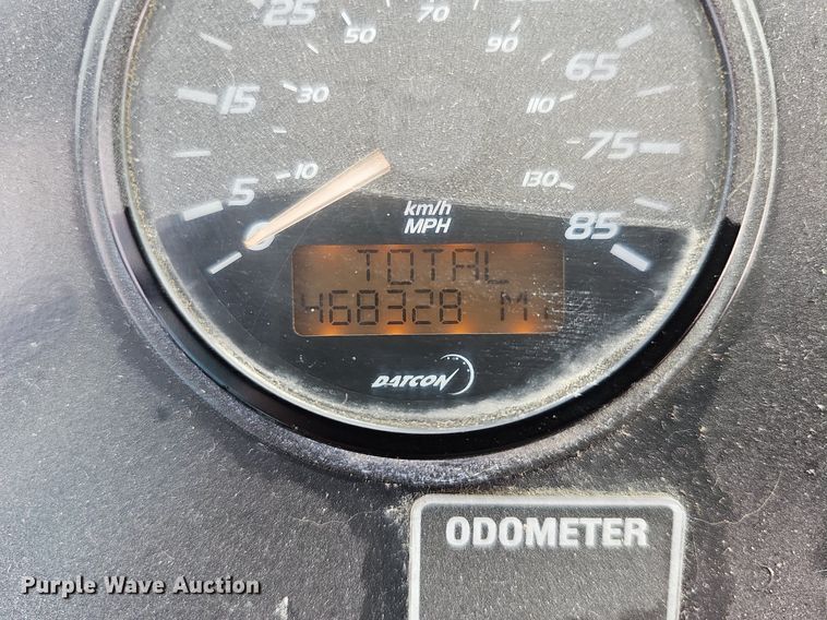 image for item DN8749 2007 Gillig  shuttle bus