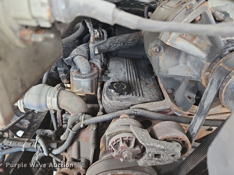 image for item DN8749 2007 Gillig  shuttle bus