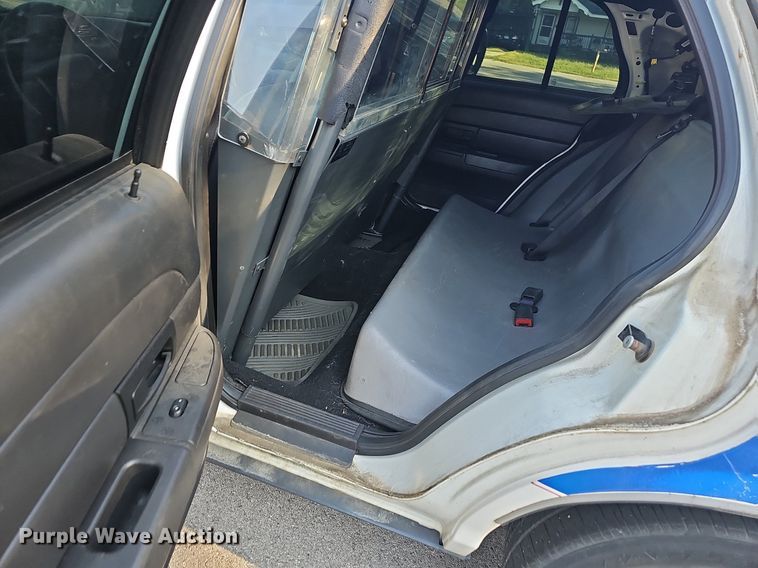 image for item DO1635 2007 Ford Crown Victoria Police Interceptor