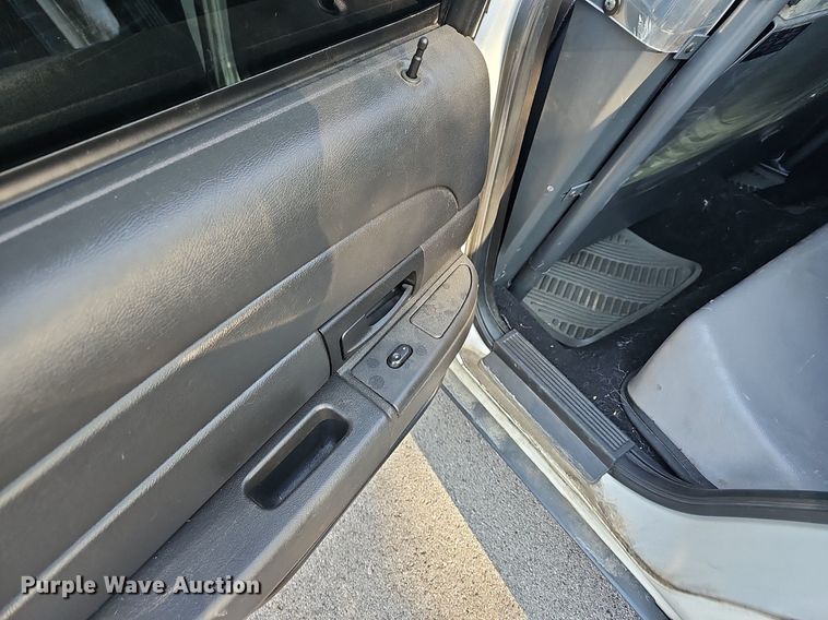 image for item DO1635 2007 Ford Crown Victoria Police Interceptor