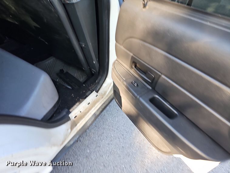 image for item DO1635 2007 Ford Crown Victoria Police Interceptor