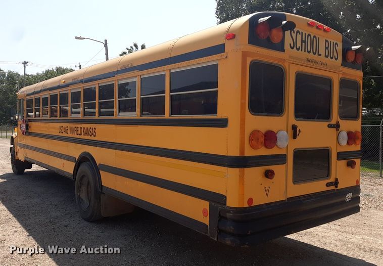 image for item DO3058 2002 International 3000  school bus