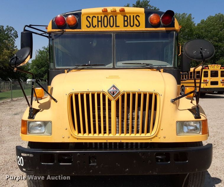 image for item DO3058 2002 International 3000  school bus