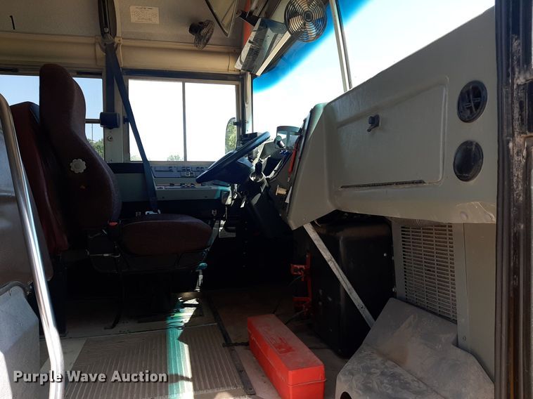 image for item DO3059 2009 Blue Bird  school bus