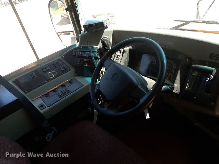 image for item DO3059 2009 Blue Bird  school bus