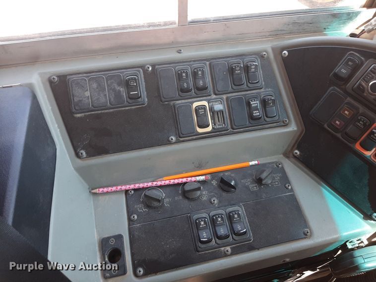 image for item DO3059 2009 Blue Bird  school bus