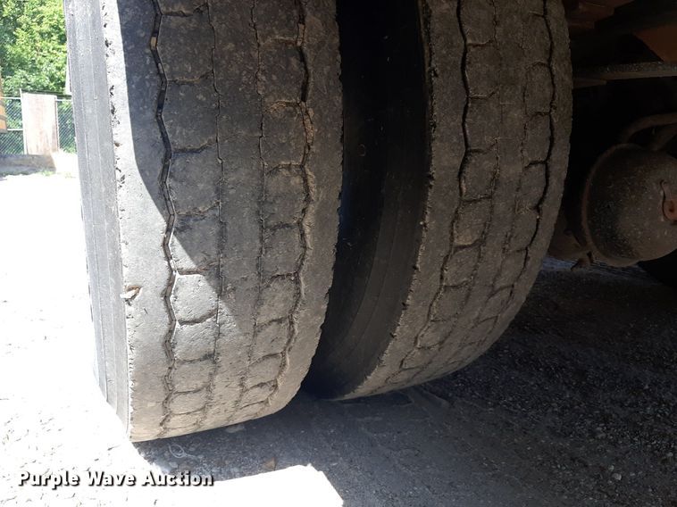 image for item DO3059 2009 Blue Bird  school bus