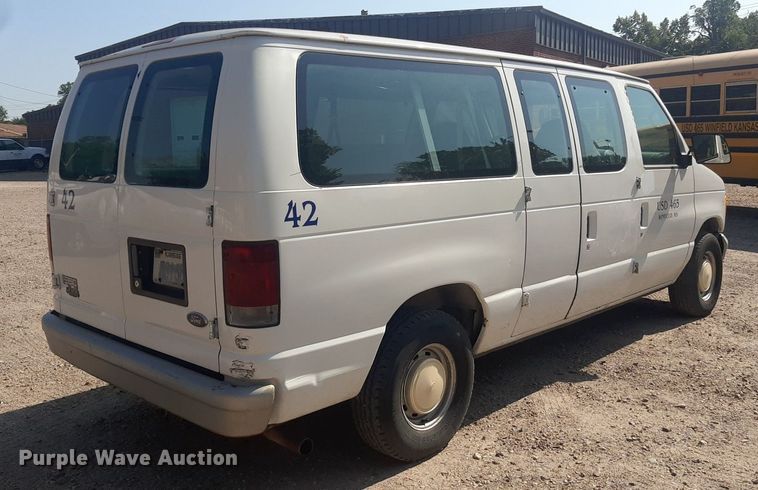 image for item DO3060 2002 Ford E150 XL  van