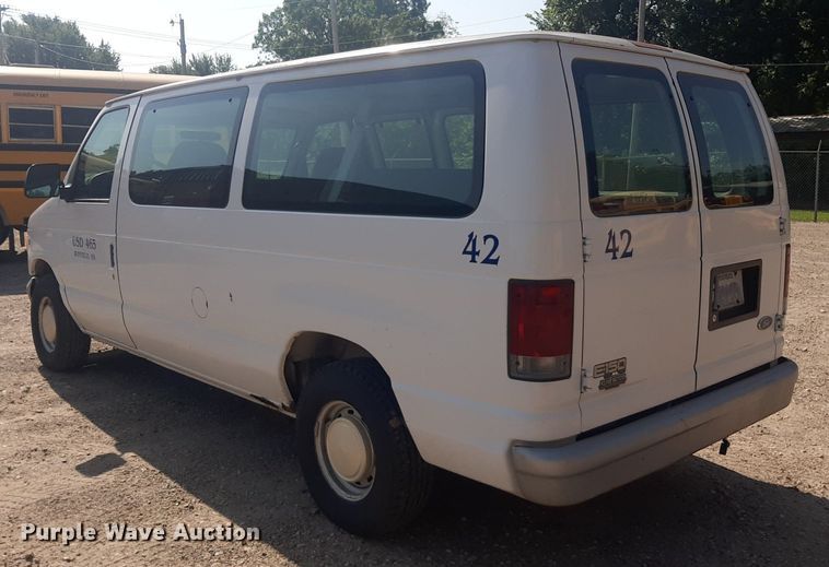 image for item DO3060 2002 Ford E150 XL  van