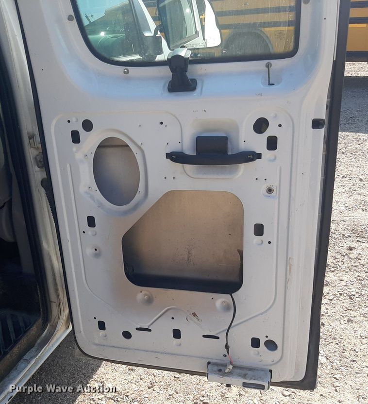 image for item DO3060 2002 Ford E150 XL  van