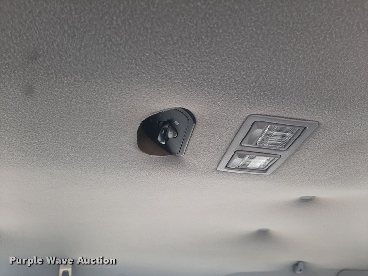 image for item DO3060 2002 Ford E150 XL  van