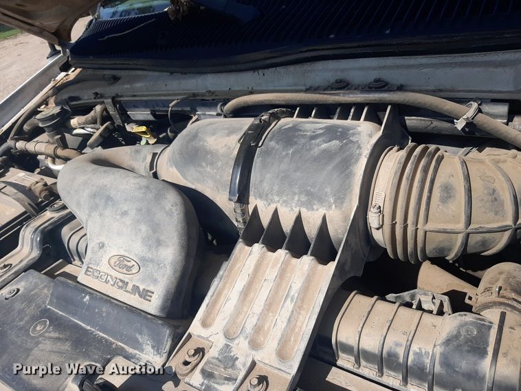 image for item DO3060 2002 Ford E150 XL  van