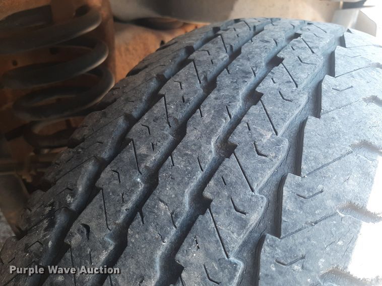 image for item DO3060 2002 Ford E150 XL  van