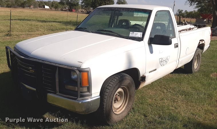 image for item DO3137 1996 Chevrolet C1500  pickup truck