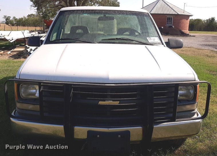 image for item DO3137 1996 Chevrolet C1500  pickup truck