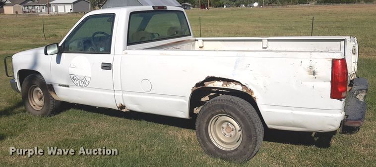 image for item DO3137 1996 Chevrolet C1500  pickup truck