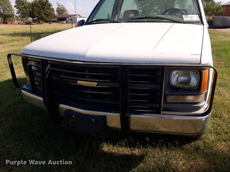 image for item DO3137 1996 Chevrolet C1500  pickup truck