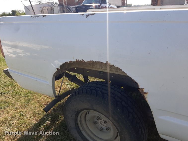 image for item DO3137 1996 Chevrolet C1500  pickup truck