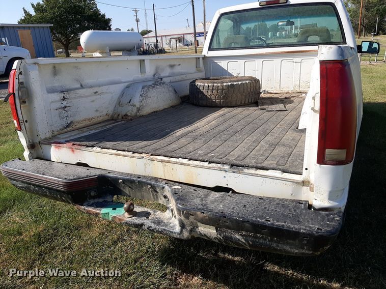 image for item DO3137 1996 Chevrolet C1500  pickup truck