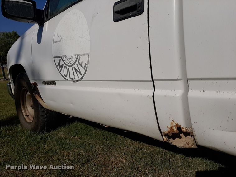 image for item DO3137 1996 Chevrolet C1500  pickup truck