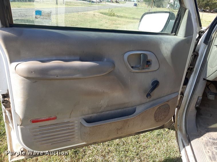 image for item DO3137 1996 Chevrolet C1500  pickup truck