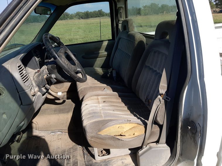 image for item DO3137 1996 Chevrolet C1500  pickup truck