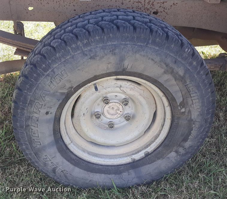 image for item DO3137 1996 Chevrolet C1500  pickup truck