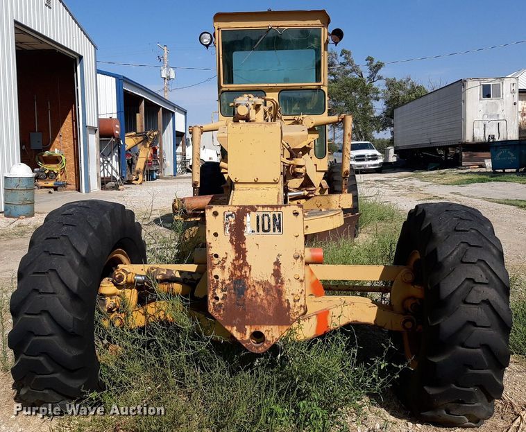 image for item DO3138 1975 Galion T-500A  motor grader