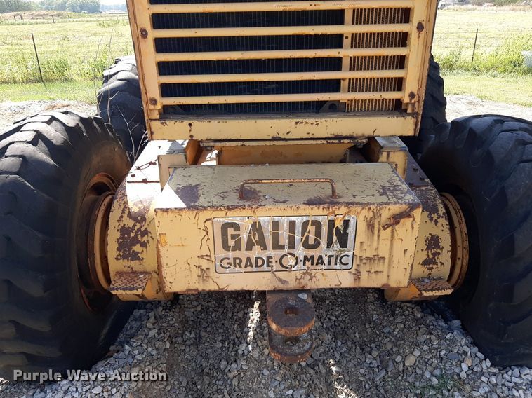 image for item DO3138 1975 Galion T-500A  motor grader
