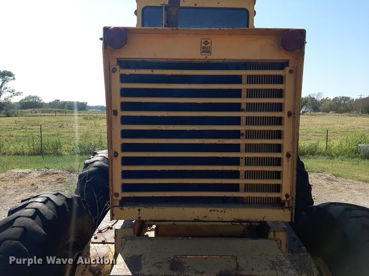 image for item DO3138 1975 Galion T-500A  motor grader