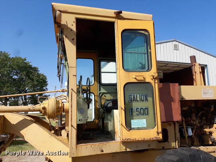 image for item DO3138 1975 Galion T-500A  motor grader
