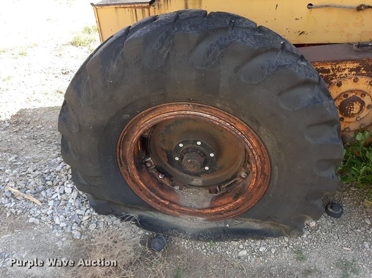 image for item DO3138 1975 Galion T-500A  motor grader